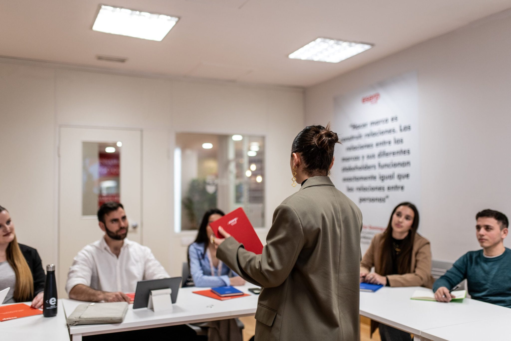 Aula invertida o flipped classroom ¿En qué consiste esta metodología ...